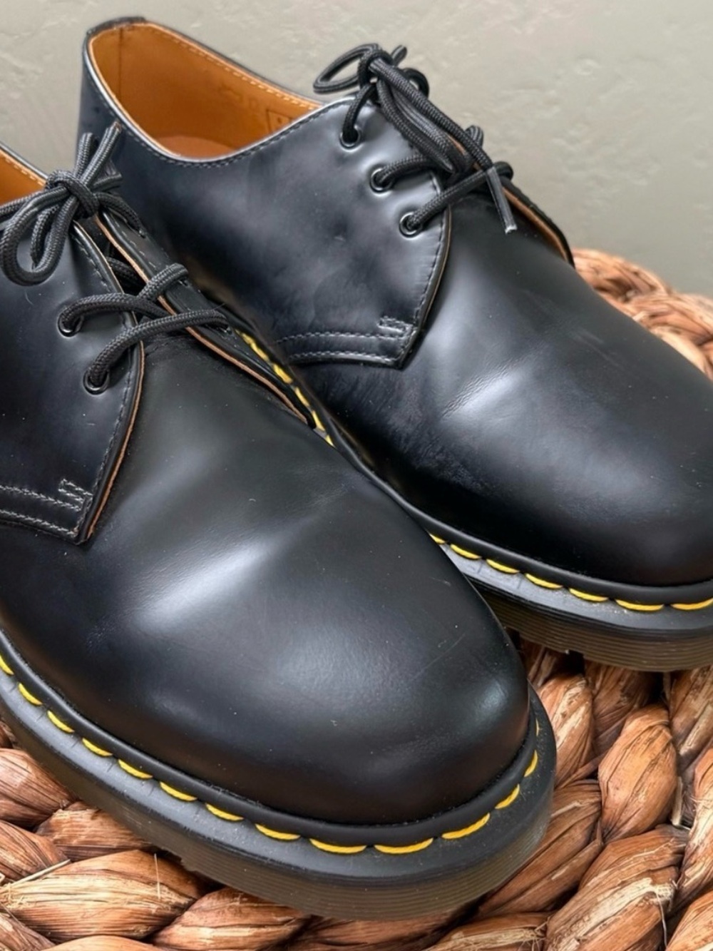 Dr. Martens Black Leather 3-Eye Derby with Yellow Stitching Sz 10.5 - Picture 2 of 6